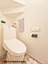 トイレ：【トイレ】シャワートイレ付きのトイレです。快適性に配慮した設備で、毎日の使用を気持ちよくサポートします。（小物などはCGです）