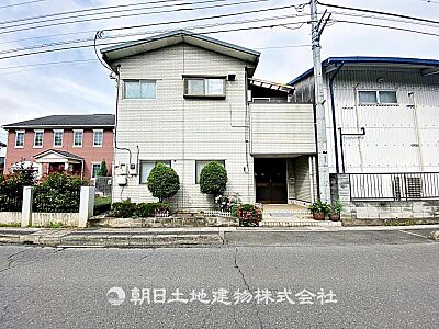 外観：「入曽駅」徒歩13分の好立地です。