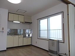 タートルビル 4階1DKのリビング/ダイニング