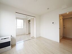 グランディール学園前 4階1LDKのリビング/ダイニング