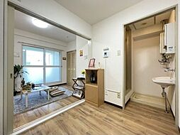 プロムナード 4階1DKのリビング/ダイニング