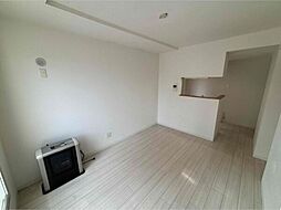 ラージヒル菊水 3階1LDKのリビング/ダイニング