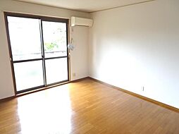 ジュネスＫ 101 1階1LDKのリビング/ダイニング