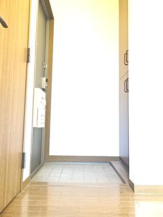 シャン・ド・フルール_内装_0