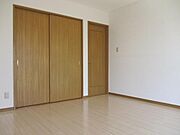 扉を閉めるとDKと分けて使えます