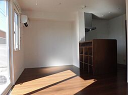 オーキッド　マル　I棟 101 1階1LDKのリビング/ダイニング