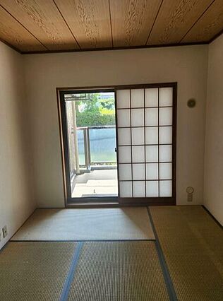 和室があると落...