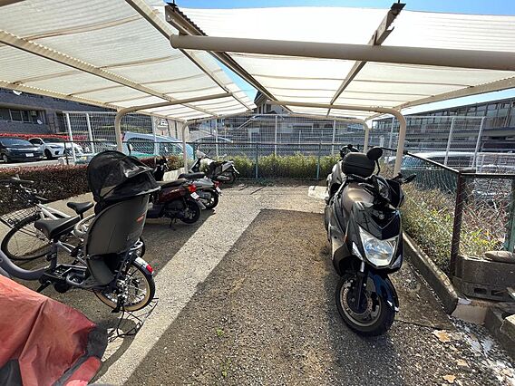 バイク置場はき...