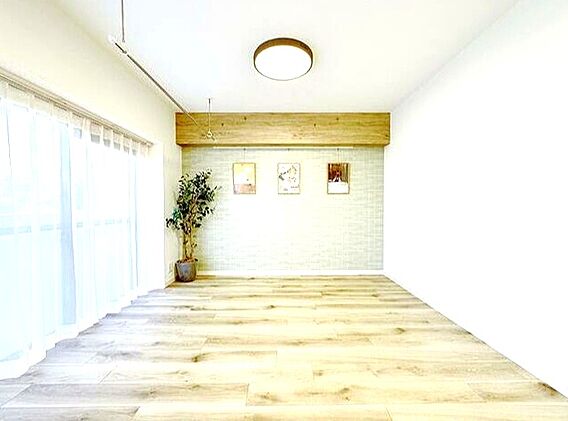 お部屋の梁もア...