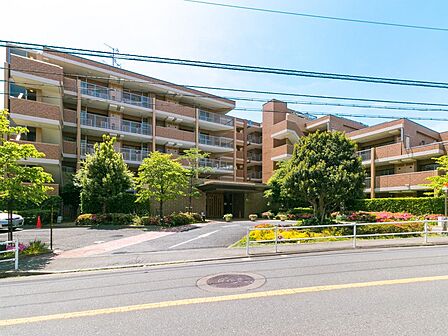 ◎令和8年6月リノベーション◎約33平米の専用庭付き◎大切なペットと暮らせるマンション◎