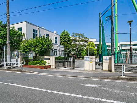 【横浜市立鶴見中学校】
