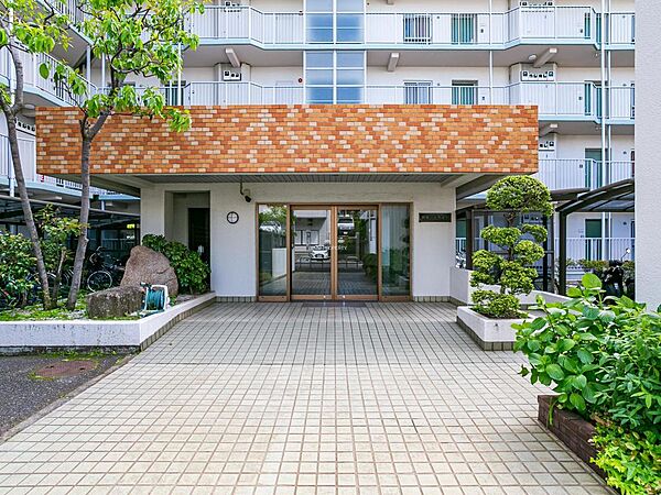 エントランスを拡大表示