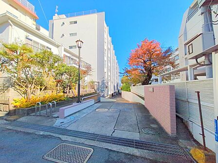 「日ノ出町」駅徒歩5分・「桜木町」駅徒歩10分