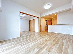 クレアール住吉 3LDKのリビング/ダイニング