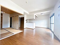 フォーレツインキャッスル 3LDKのリビング/ダイニング