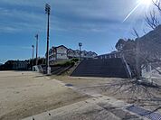 【中学校】鳴北中学校まで約3200ｍ（徒歩約40分）です。
