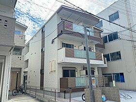 Tre Court 兵庫1  ｜ 兵庫県神戸市兵庫区切戸町（賃貸アパート1LDK・3階・29.91㎡） その1