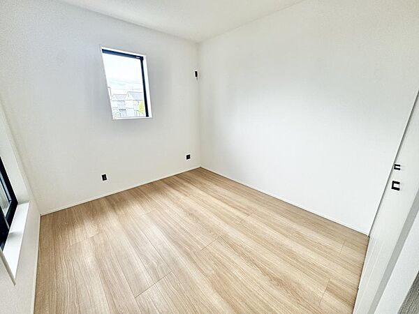 洋室を拡大表示