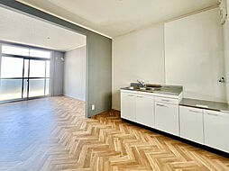 JR紀勢本線 紀三井寺駅 徒歩30分の賃貸アパート 2階1LDKのリビング/ダイニング