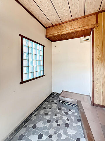 玄関 和歌山市紀三井寺141-82