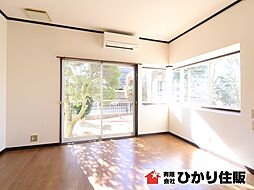 鹿嶋市平井　中古戸建 4LDKのリビング/ダイニング