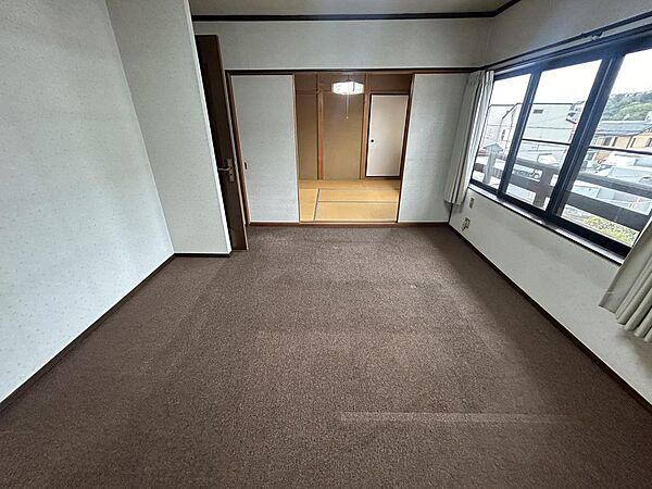 洋室