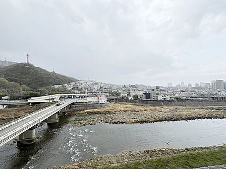 お客様にあった住宅ローンをご提案させていただきます