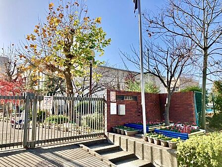 芦屋市立潮見中学校 徒歩12分。 960m