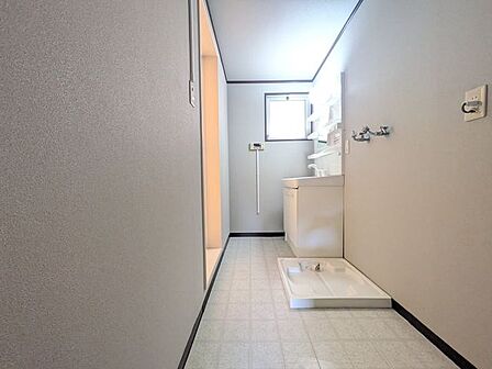 「いつかは」と思っていた住まい探しも、具体的に動き出すと意外とスムーズに進むものです。まずは気軽にご相談いただけます