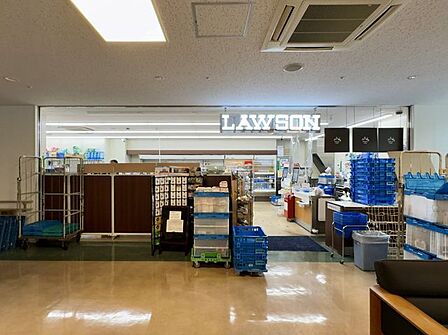 ローソン市立芦屋病院店 徒歩9分。 690m
