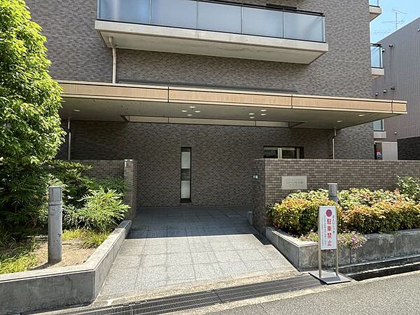 エントランスを拡大表示