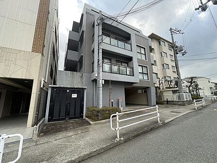 資金計画や住宅ローンのしくみなど、購入前に知っておきたいことをわかりやすくご説明しています。まずはお気軽にお問い合わせください