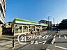 周辺：ファミリーマート尼崎常松店 徒歩8分。 640m