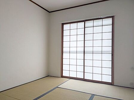 住まい選びは、価格や立地だけでなく、将来の暮らし方まで含めて考えることが大切です。今の段階で気になっていることを、まずスタッフに話してみてください