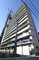 レジュールアッシュ三国本町  ｜ 大阪府大阪市淀川区三国本町3丁目（賃貸マンション1K・12階・22.41㎡） その1