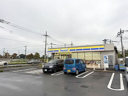 ミニストップ 北本朝日店 380m