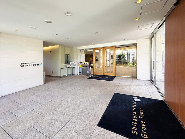 エントランスを拡大表示
