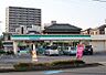 周辺：ファミリーマート 蕨錦町一丁目店（442m）