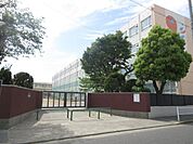 名古屋市立中島小学校　【校訓】よく考え 明るく 仲よく たくましく　【合言葉】なかよしじまん中島だよりが発行されており、学校行事での様子や出来事などを知ることのできるおたよりです。 640m
