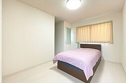海部郡大治町西條苅屋橋:洋室