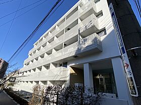 カスタリア市ヶ谷 208 ｜ 東京都新宿区市谷薬王寺町14-4（賃貸マンション1R・2階・24.51㎡） その1