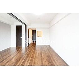 市谷台町坂フロント 704 7階1LDKのリビング/ダイニング