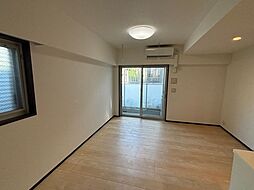 ジェノヴィア四谷三丁目グリーンヴェール 108 1階1LDKのリビング/ダイニング