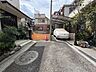 外観：前面道路の写真