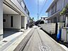 外観：前面道路の写真