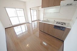 ラフィーネ・シャンブル 3階1LDKのリビング/ダイニング