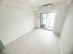 LaDouceur梅田West 7階1Kのリビング/ダイニング