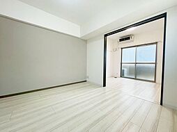 パインリッチ 1階1LDKのリビング/ダイニング