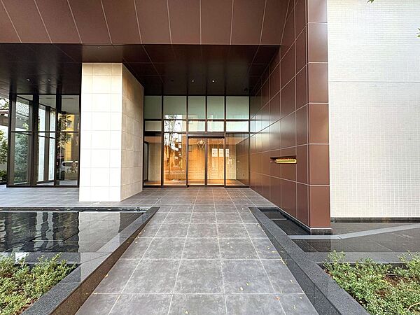 エントランスを拡大表示