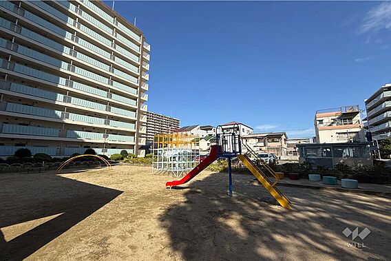 敷地にはプレイ...